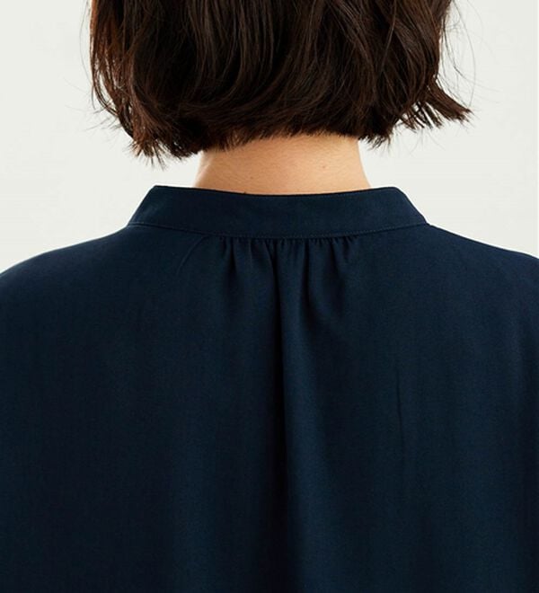 BELLUNA（ベルーナ）の「とろみ素材イージーケアロング丈ジャケット（その他ジャケット）」｜詳細画像