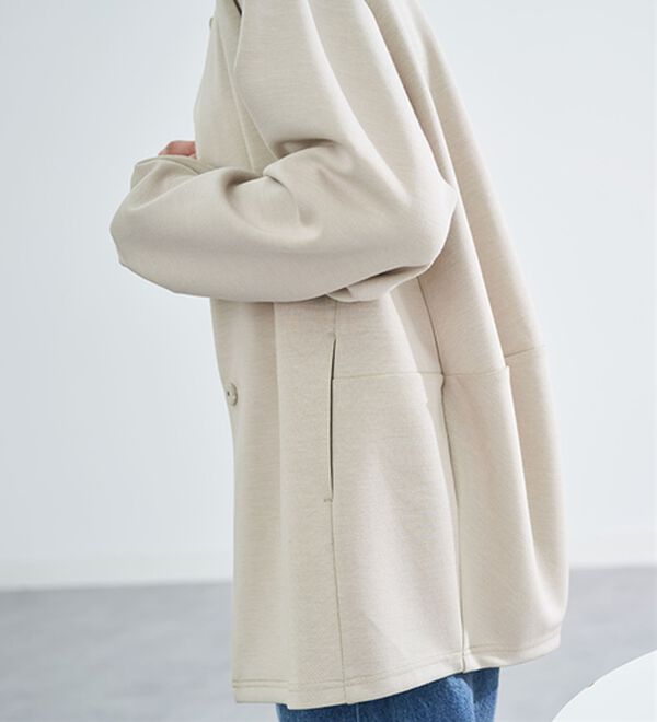 BELLUNA（ベルーナ）の「＜ａｉｒｙ　ｊｅｒｓｅｙ＞配色コクーンジャケット（ノーカラージャケット）」｜詳細画像