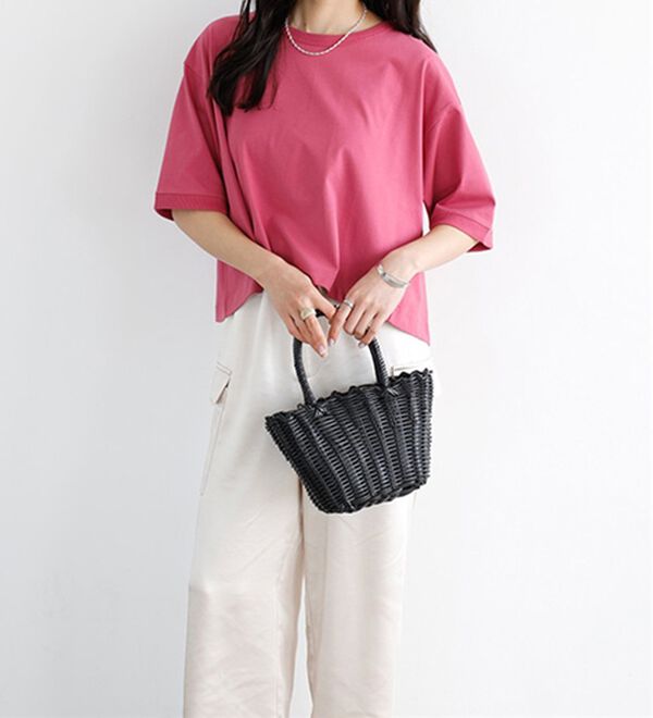 GeeRA（ジーラ）の「綿混素材クロップドＴシャツ（Tシャツ）」｜詳細画像