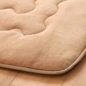 「ふわふわキルトラグ（カーペット）」｜ベージュ