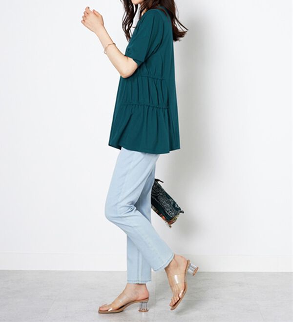 BELLUNA（ベルーナ）の「ヒンヤリ！サイドギャザー使いチュニック（チュニック）」｜詳細画像