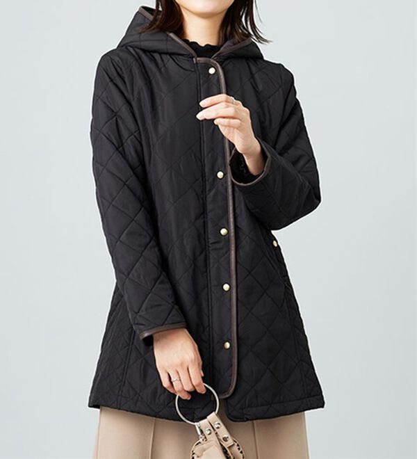 BELLUNA（ベルーナ）の「パイピング使いキルトデザインコート（ロングコート）」｜詳細画像