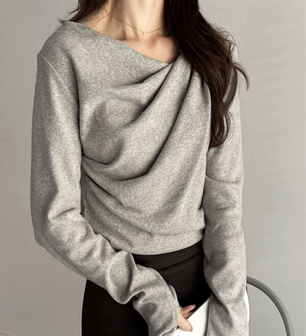 GeeRA（ジーラ）の「ドレープデザインカットソー（カットソー）」｜詳細画像