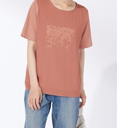 BELLUNA（ベルーナ）の「〈日比谷花壇〉シフォン重ねプルオーバー（カットソー）」