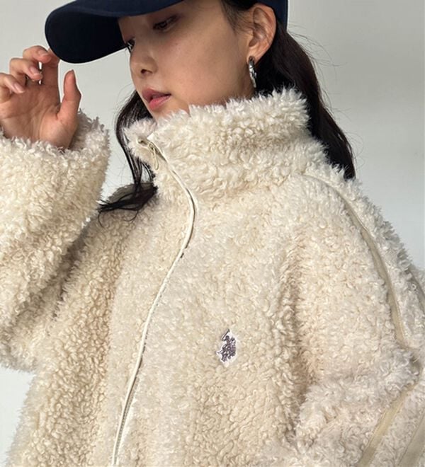 RANAN（ラナン）の「＜U.S.POLO ASSN.＞刺繍ボアブルゾン（ブルゾン）」｜アイボリー