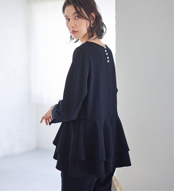 GeeRA（ジーラ）の「【2点セット】ペプラムティアードブラウスセットアップ（ブラウススーツ）」｜詳細画像