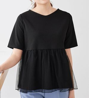 alotta（アロッタ）の「【4つの機能付】上品チュールペプラムＴシャツ【イエべ・ブルべ】（Tシャツ）」｜ブラック