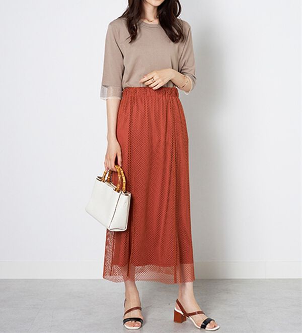 BELLUNA（ベルーナ）の「袖シアーラメ入りニットプルオーバー（ニット・セーター）」｜詳細画像