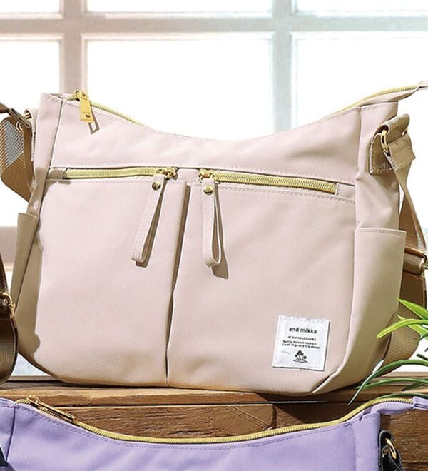 「華やか気分が上がる♪洗える軽量ショルダー（ショルダーバッグ）」｜グレージュ