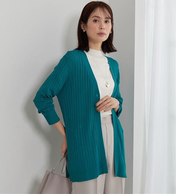 BELLUNA（ベルーナ）の「【店舗・ネット限定】リブ使いボタンデザインカーディガン（ニットカーディガン）」｜詳細画像