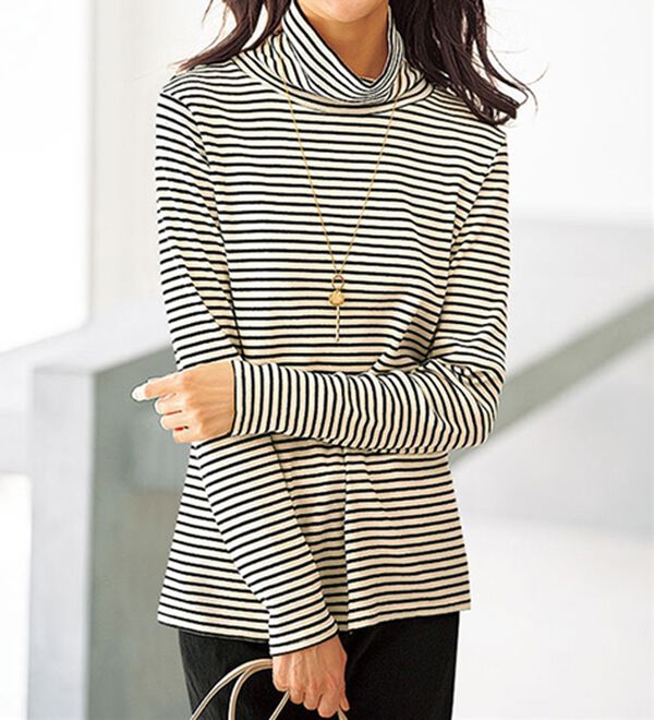 BELLUNA（ベルーナ）の「うっとりなめらか素材ハイネックプルオーバー（カットソー）」｜詳細画像