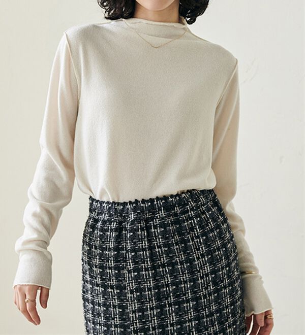 RANAN（ラナン）の「前後２ＷＡＹ！メロウ使いニットソーフリルプルオーバー（カットソー）」｜詳細画像