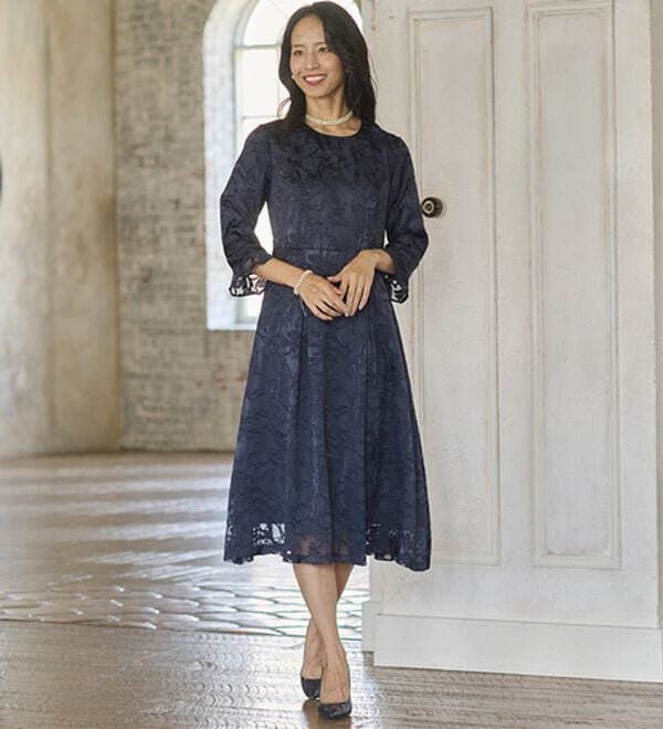 BELLUNA（ベルーナ）の「花柄オパール素材ワンピースアンサンブル（ワンピースセットスーツ）」｜詳細画像