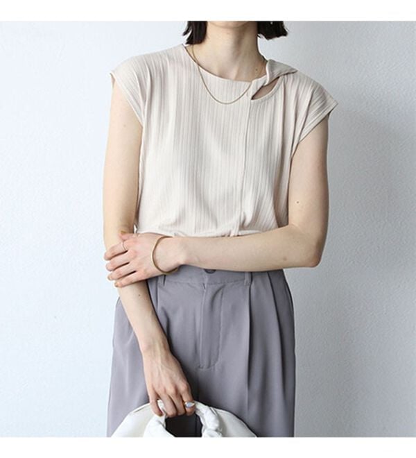 GeeRA（ジーラ）の「ツイストカットワークランダムテレコトップス（カットソー）」｜詳細画像