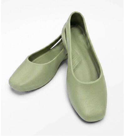 BELLUNA（ベルーナ）の「【軽量/幅広設計】ふわっと軽いやわらかシューズ（フラットシューズ）」