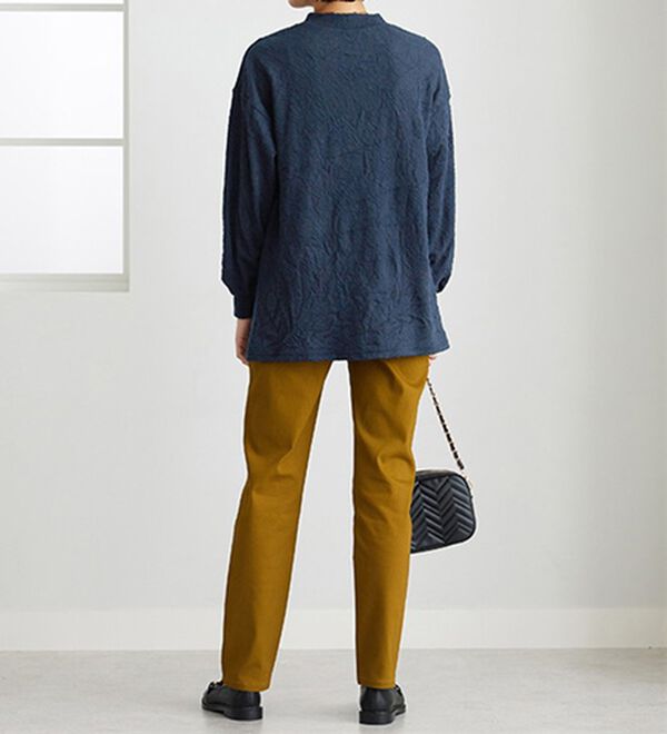 BELLUNA（ベルーナ）の「花柄ふくれジャカード切替プルオーバー（カットソー）」｜詳細画像