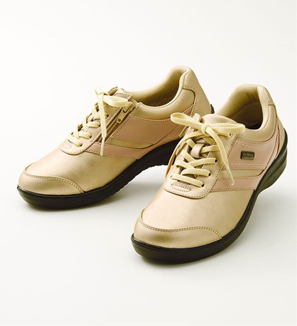 「ラシーナコンフォート５Ｅ防水ストレッチシューズ（スニーカー）」｜パールベージュ