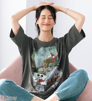 BELLUNA（ベルーナ）の「＜Ｄｉｓｎｅｙ＞ディズニー映画ＰＨＯＴＯ風Ｔシャツ（チュニック）」｜チャコール(ミッキー＆フレンズ)