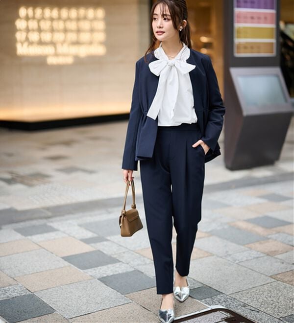 RANAN（ラナン）の「【２点セット】防シワ！ノーカラーペプラムパンツスーツ（パンツスーツ）」｜詳細画像