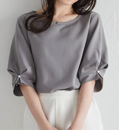 RANAN（ラナン）の「【ひんやり】袖タックデザインきれい見えブラウス（ブラウス）」