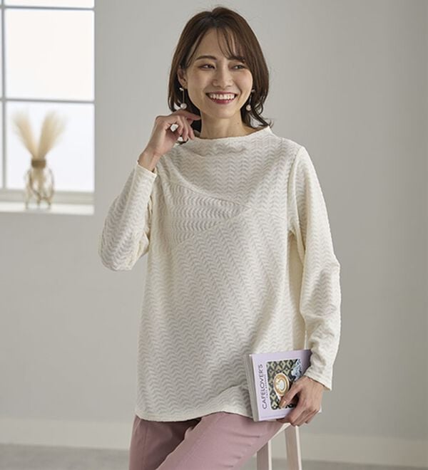 BELLUNA（ベルーナ）の「波柄ジャカード切替デザインプルオーバー（カットソー）」｜詳細画像