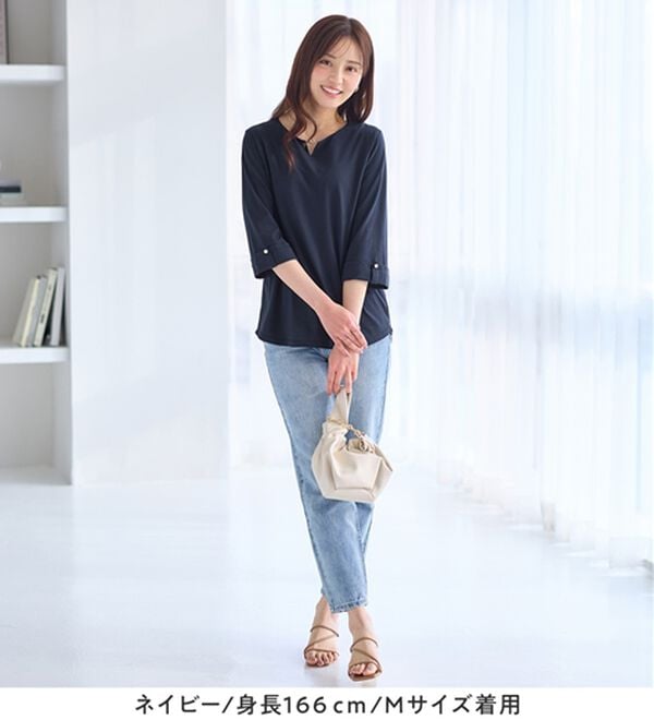 alotta（アロッタ）の「柔らか綿混素材金ボタンデザインＴシャツ（カットソー）」｜詳細画像