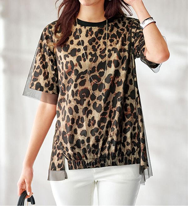 BELLUNA（ベルーナ）の「チュール重ねアニマルプリントプルオーバー（カットソー）」｜黒系アニマル柄