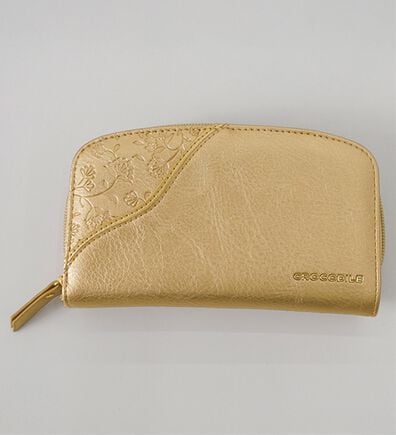 BELLUNA（ベルーナ）の「＜クロコダイル＞大きさが程よい財布（財布・パスケース）」