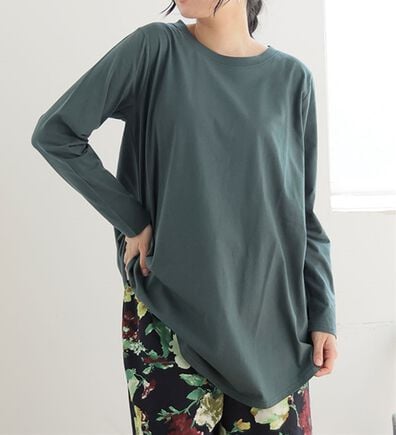 A HAPPY MARILYN（アハッピーマリリン）の「【Ｌ～８Ｌ】綿１００％裾フレア万能ロングＴシャツ（Tシャツ）」