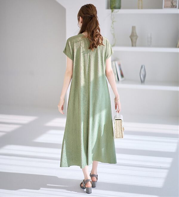 alotta（アロッタ）の「【４つの機能付】ひんやり楽ちん快適！フレアーワンピース（カットソーワンピース）」｜詳細画像