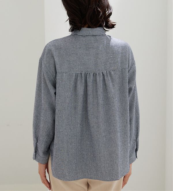 BELLUNA（ベルーナ）の「アニマル刺しゅう多ボタンデザインブラウス（ブラウス）」｜詳細画像