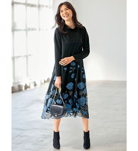 かなり黒に近いグレイチュール＆白レース.Aラインドレスパニエ付き  