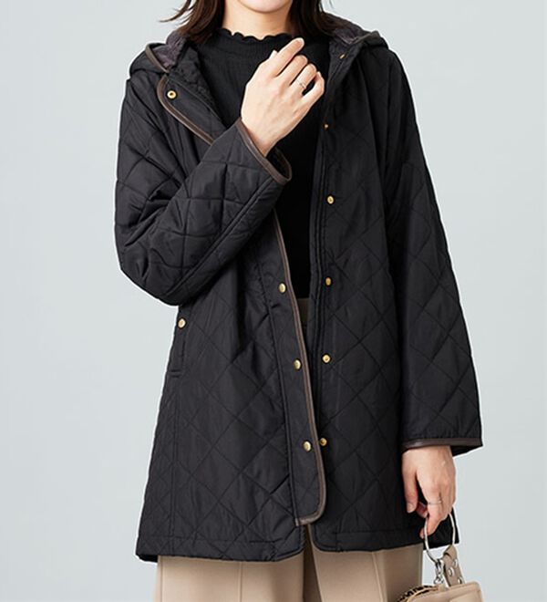 BELLUNA（ベルーナ）の「パイピング使いキルトデザインコート（ロングコート）」｜詳細画像