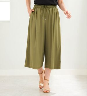 BELLUNA（ベルーナ）の「ヒンヤリ爽快！ドロスト使いガウチョパンツ（ワイドパンツ・ガウチョ）」｜カーキ