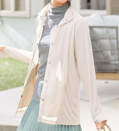 LAVIENNE（ラヴィエンヌ）の「サラッとひんやりＵＶカバーブルゾン（パーカー）」