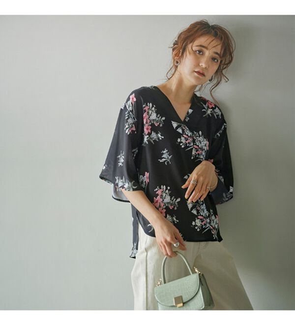 GeeRA（ジーラ）の「花柄フレアースリーブブラウス（ブラウス）」｜詳細画像