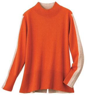 VINNO（ヴィノ）の「カシミヤ入・配色バックスリットニット（ニット・セーター）」｜オレンジ／ベージュ