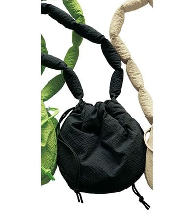 RANAN（ラナン）の「＜コントロールフリーク＞パデッドバッグ（ハンドバッグ）」