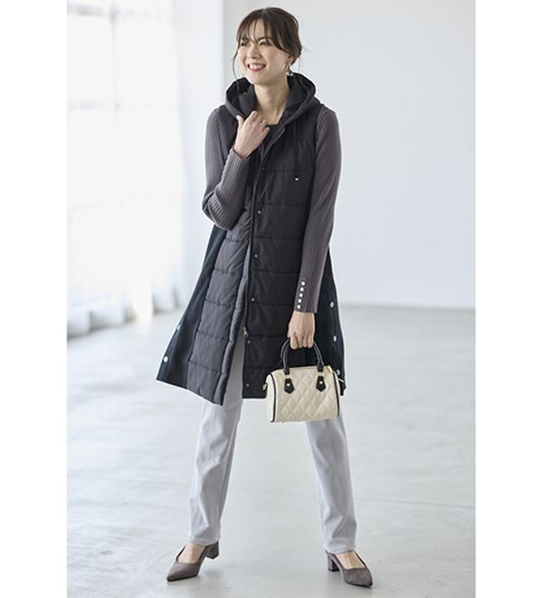 BELLUNA（ベルーナ）の「細見え中わたキルト切替ロングベスト（中わたコート・ベスト）」｜詳細画像