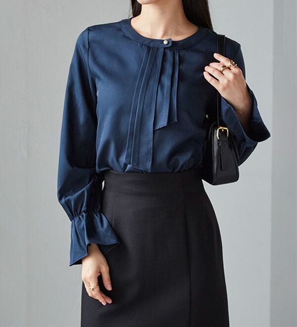 RANAN（ラナン）の「パール付きボウタイブラウス（ブラウス）」｜詳細画像