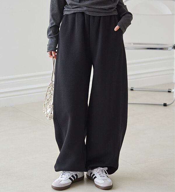 RANAN（ラナン）の「裏起毛カーブスウェットパンツ（その他パンツ）」｜詳細画像