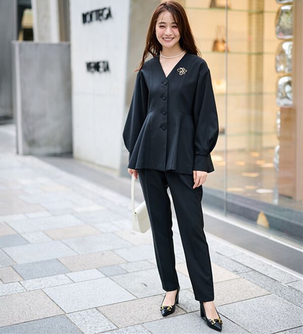 2点セット】Vネックペプラムセットアップ - ベルーナ【公式】