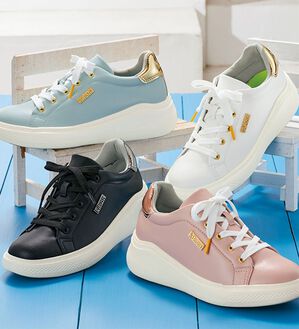 BELLUNA（ベルーナ）の「＜ＫｉｔｓｏｎＬＡ＞はっ水軽量スニーカー（スニーカー）」｜詳細画像