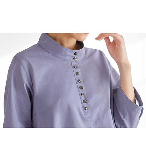 BELLUNA（ベルーナ）の「綿１００％スラブ素材スタンド衿切替ブラウス（ブラウス）」｜詳細画像
