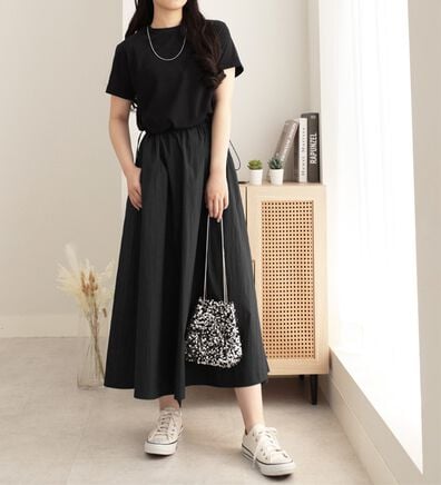 Viola e Viola（ヴィオラ エ ヴィオラ）の「【Ｍ～５Ｌ】ゆったり異素材ドッキングワンピース（ドッキングワンピース）」