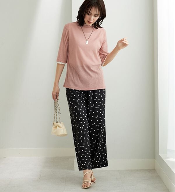 BELLUNA（ベルーナ）の「シアー素材重ね着風フリル衿プルオーバー（カットソー）」｜詳細画像