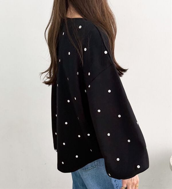 GeeRA（ジーラ）の「ドット刺繍ハーフジップダンボールトップス（カットソー）」｜詳細画像