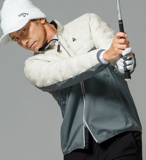 「＜コムルヴァン・オム・ゴルフ＞蓄熱保温のスイングジャケット（メンズダウンジャケット）」｜詳細画像