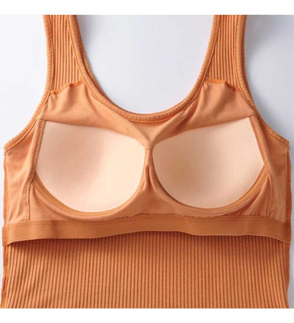 YU'NOW（ユナウ）の「カップ付クロップドタンクトップ（ブラトップ・カップ付きインナー）」｜詳細画像