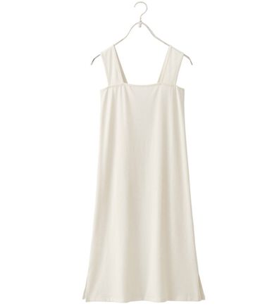 YU'NOW（ユナウ）の「【抗菌防臭】【吸水速乾】ブラ紐隠しのインナーワンピース（スリップ・ペチコート）」